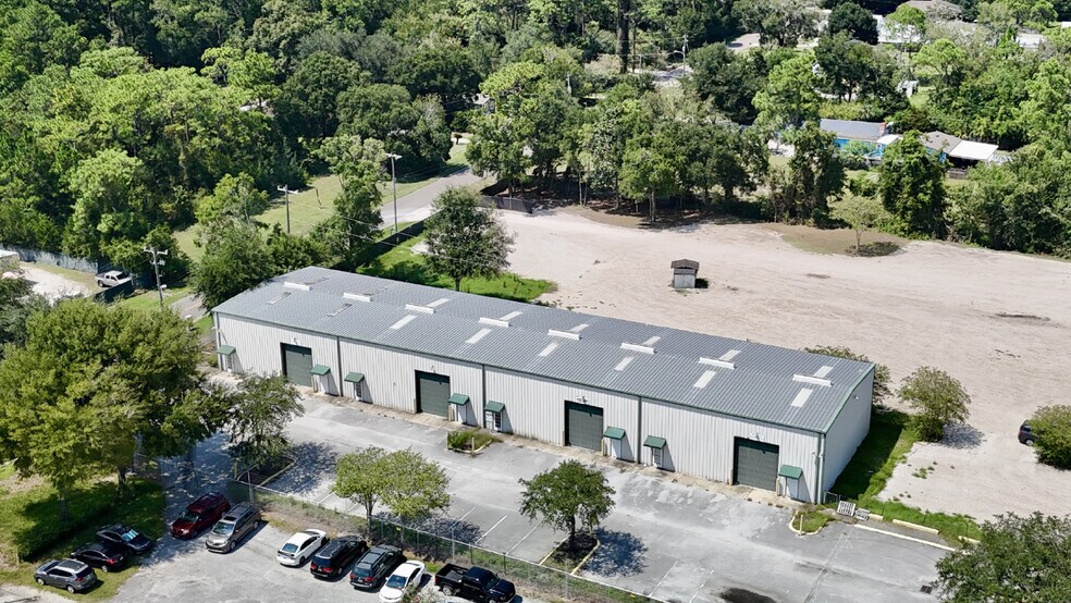 3075 Leon Rd, Jacksonville, FL à louer - Photo de l’immeuble – Image 2 sur 5