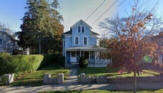 Plus de détails pour 434 Griffing Ave, Riverhead, NY - Bureau à vendre