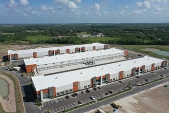 11600 Trade Park Way, San Antonio, FL à louer Photo intérieure– Image 2 sur 5