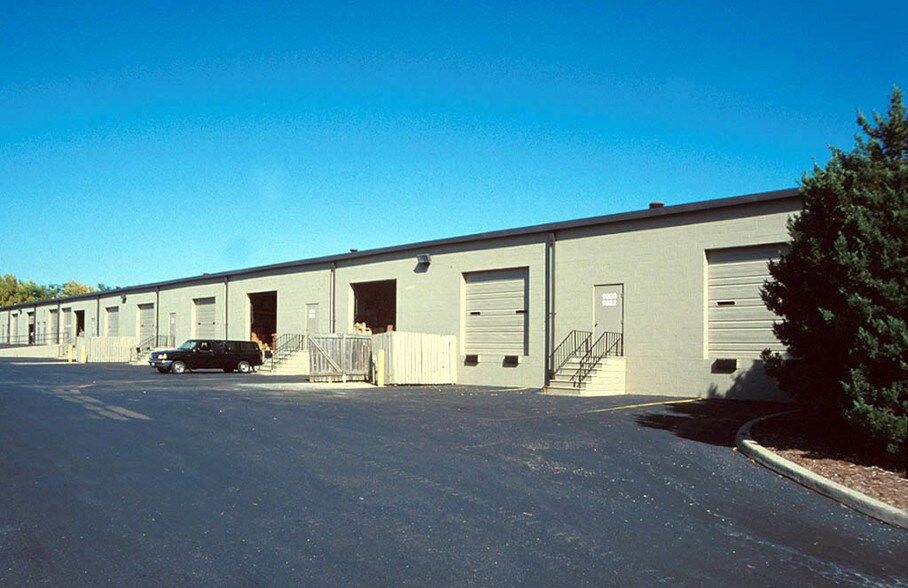 9800-9822 Pflumm Rd, Lenexa, KS à louer - Autre – Image 3 sur 12