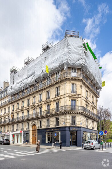 Local commercial dans Paris à louer - Photo de l’immeuble – Image 2 sur 2
