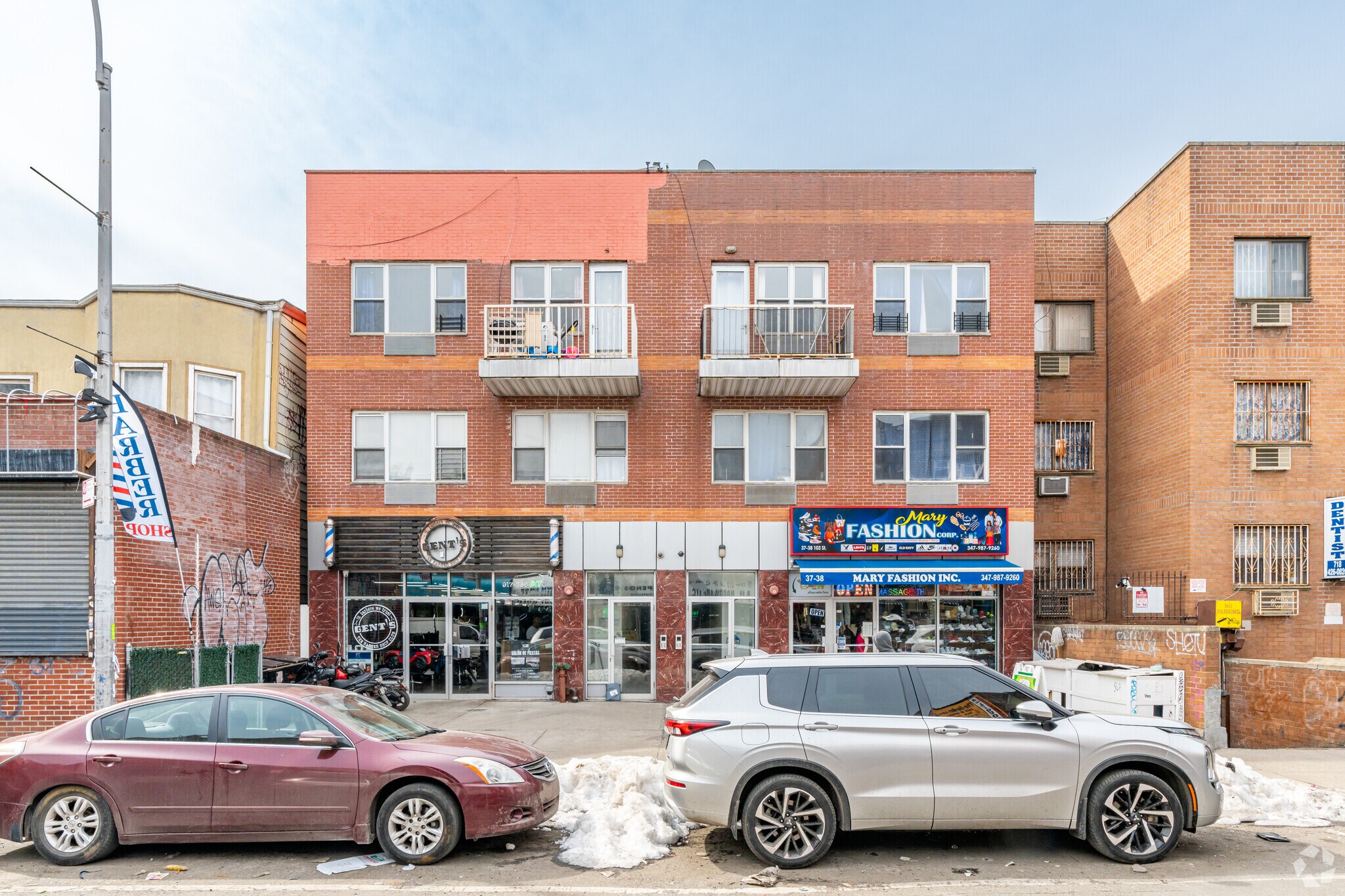 3740 103rd St, Corona, NY à louer Photo principale– Image 1 sur 7