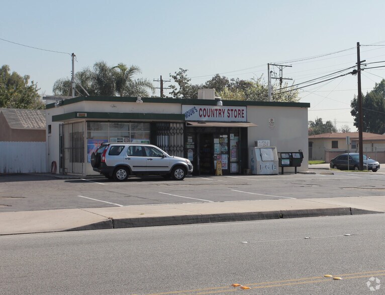 16134 Woodruff Ave, Bellflower, CA à vendre - Photo principale – Image 1 sur 4