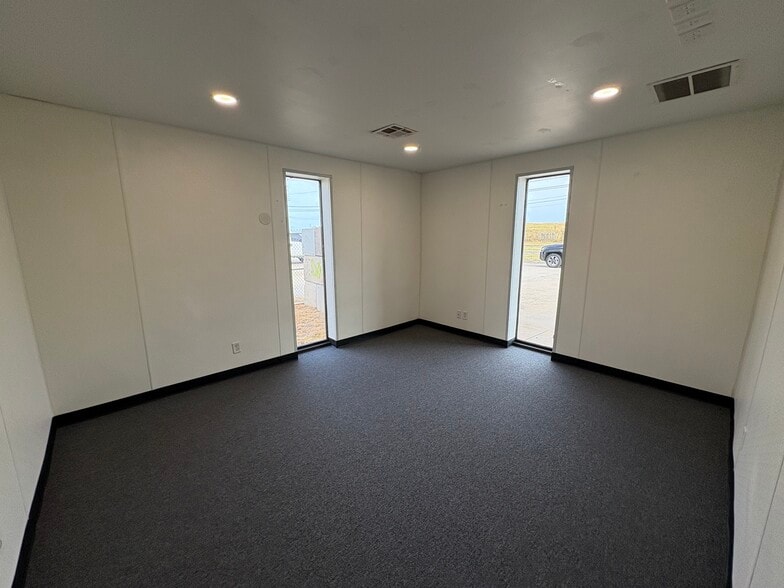 8528 W Reno Ave, Oklahoma City, OK à louer - Photo intérieure – Image 3 sur 12