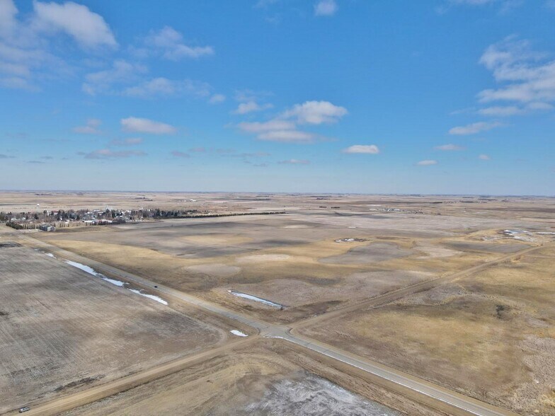 8286 83rd Ave NW, Lignite, ND à vendre - Photo de l’immeuble – Image 3 sur 45