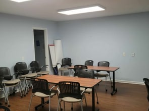 1314 Medical Dr, Fayetteville, NC à louer Photo intérieure– Image 2 sur 5