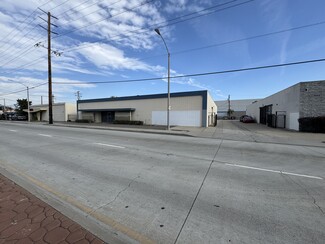 Plus de détails pour 228 N Sunset Ave, City Of Industry, CA - Industriel/Logistique à louer