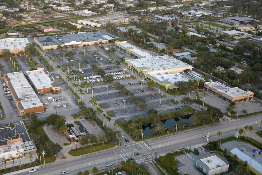 1495 US Highway 1, Vero Beach, FL à louer - Aérien – Image 3 sur 4