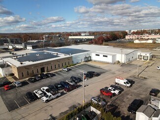 Plus de détails pour 36 Bellair Ave, Warwick, RI - Industriel/Logistique à vendre