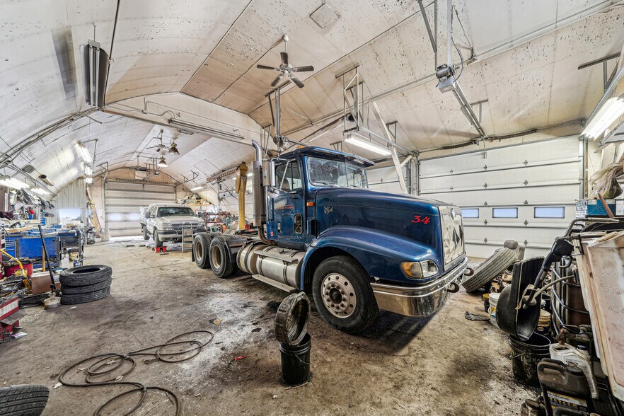 13015 Belle Plaine Trl, Belle Plaine, MN à vendre - Photo de l’immeuble – Image 3 sur 11
