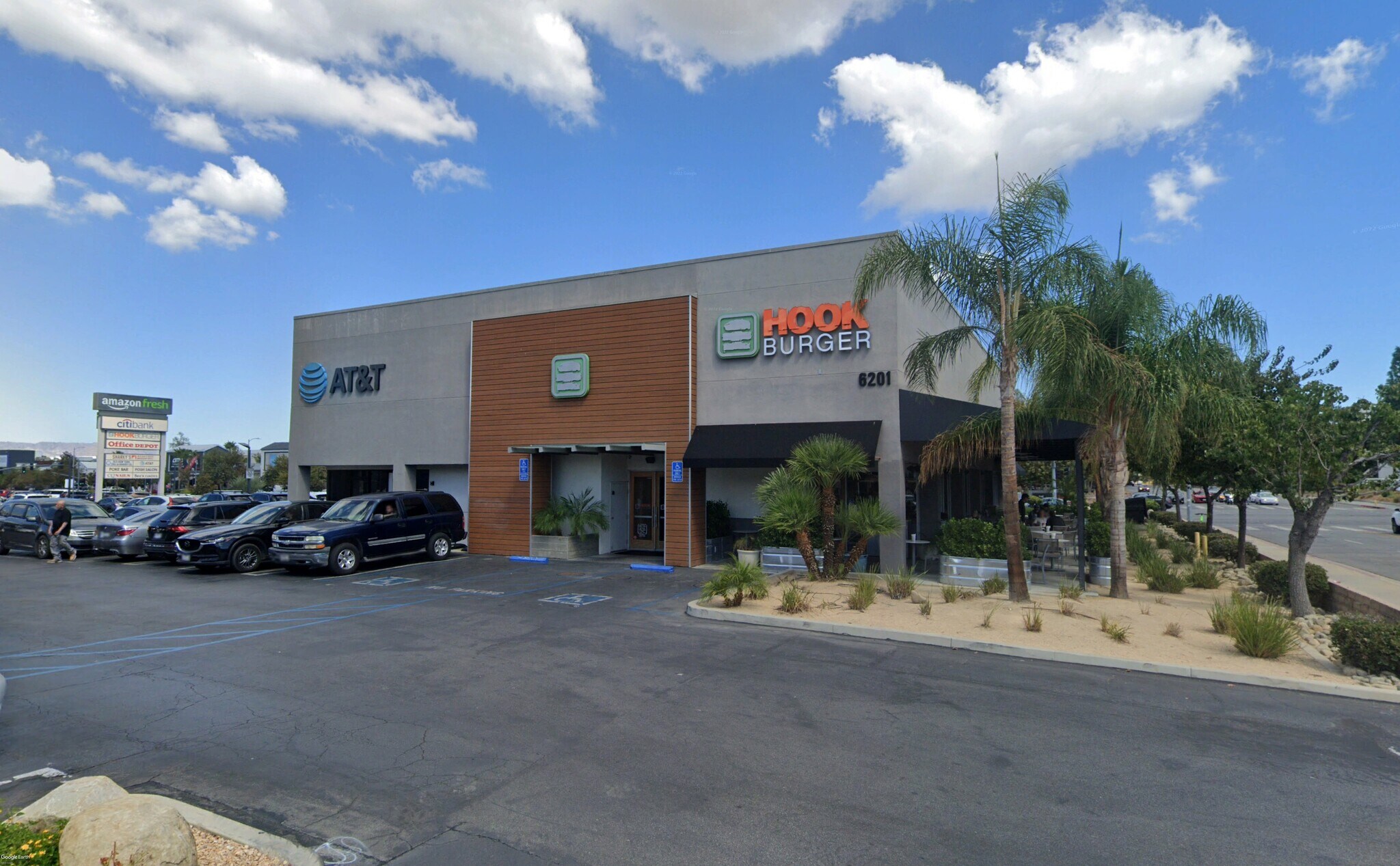 6201-6203 Topanga Canyon Blvd, Woodland Hills, CA à louer Photo intérieure– Image 1 sur 3