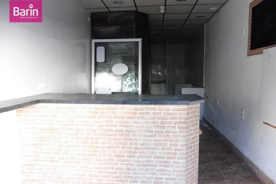 Local commercial dans Córdoba à vendre - Photo de l’immeuble – Image 2 sur 4