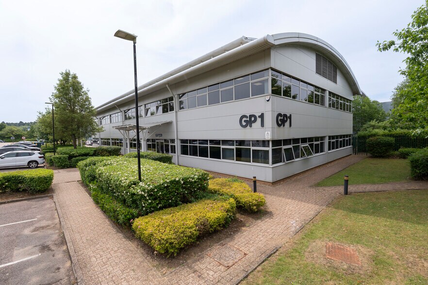 1 Cheaney Dr, Northampton à louer - Photo de l’immeuble – Image 3 sur 6