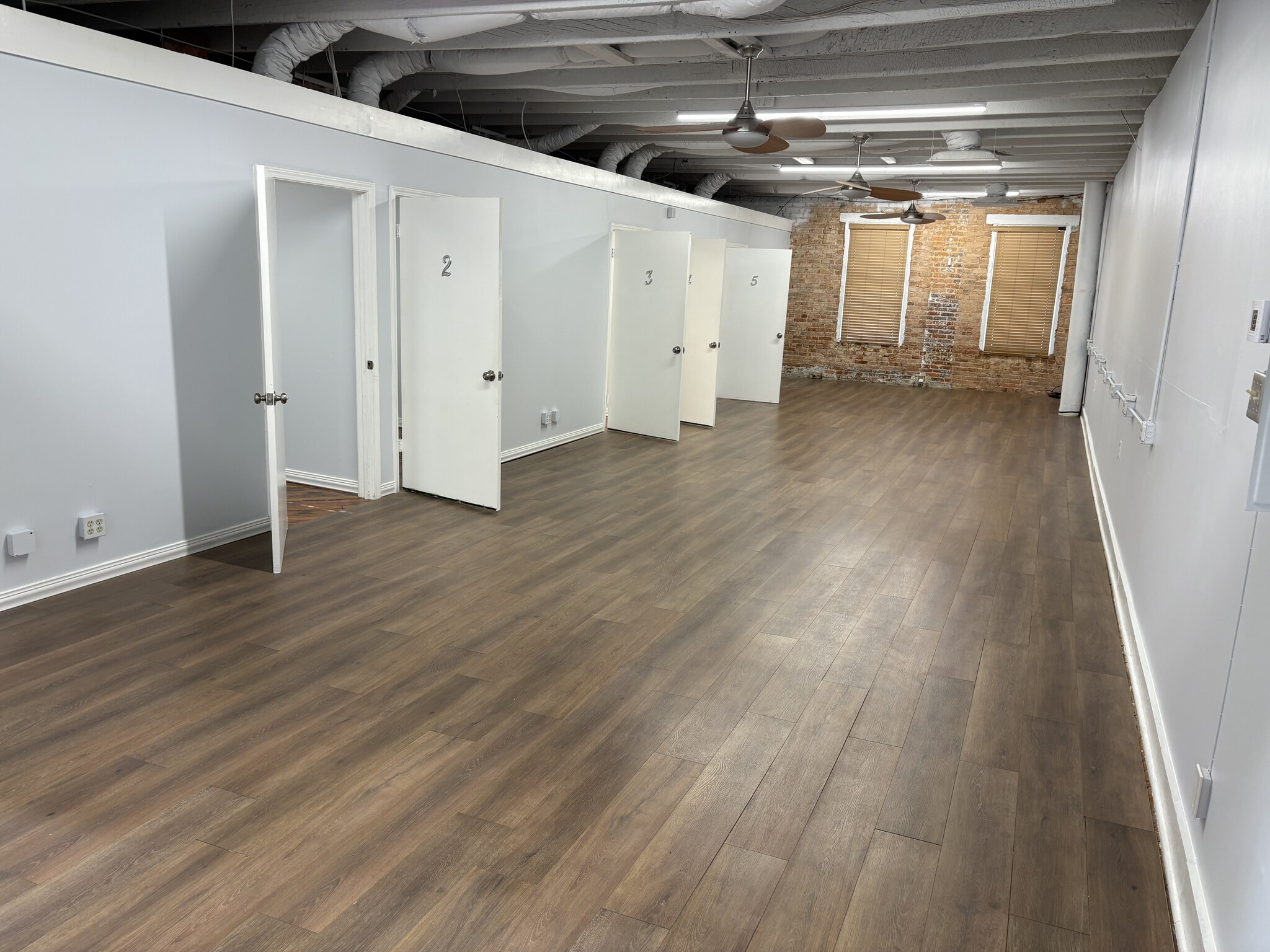 470 N Clayton St, Lawrenceville, GA à louer Photo intérieure– Image 1 sur 6