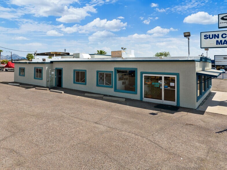 9801 N 19th Ave, Phoenix, AZ à louer - Photo de l’immeuble – Image 3 sur 13