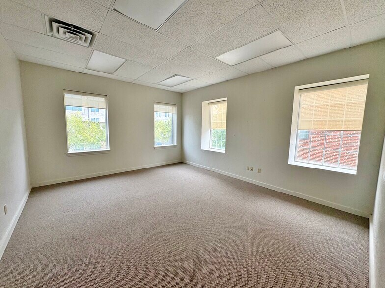 715-723 N Hudson Ave, Oklahoma City, OK à louer - Photo intérieure – Image 3 sur 5