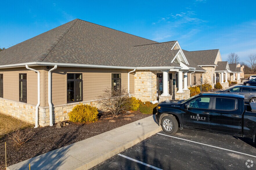 406-416 S Scott Rd, Fort Wayne, IN à vendre - Photo de l’immeuble – Image 3 sur 14