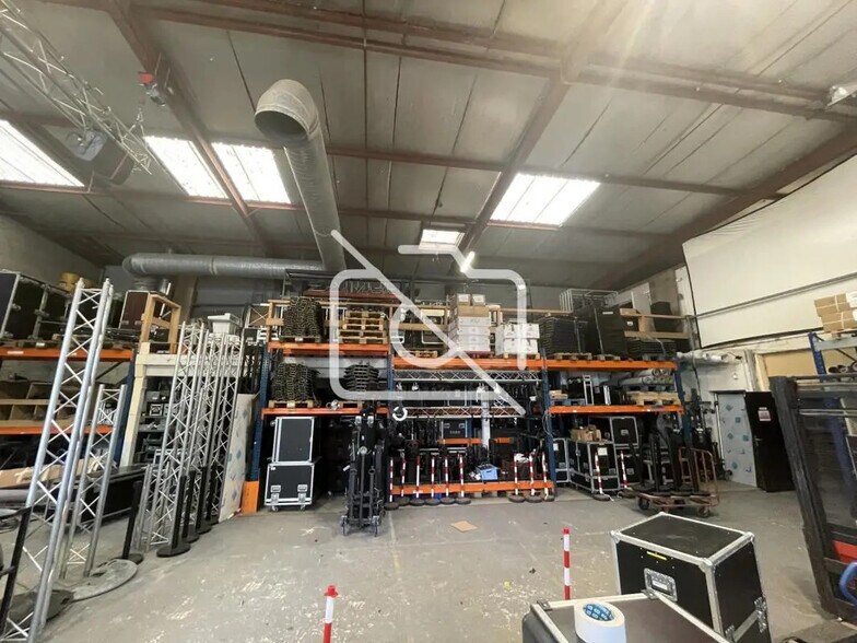 Industriel/Logistique dans Lagny-sur-Marne à vendre - Photo intérieure – Image 3 sur 11