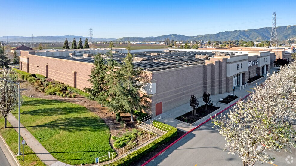 6705-6975 Camino Arroyo, Gilroy, CA à louer - Photo de l’immeuble – Image 2 sur 4