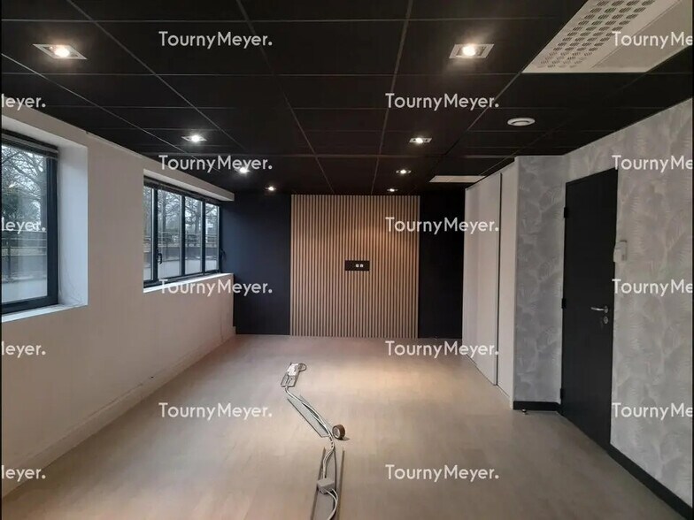 Bureau dans Rennes à louer - Photo de l’immeuble – Image 1 sur 3