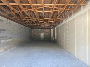 860 Six Flags Rd, Austell, GA à louer Photo intérieure– Image 2 sur 2