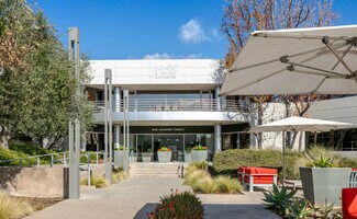 Plus de détails pour 120 S State College Blvd, Brea, CA - Bureau à vendre