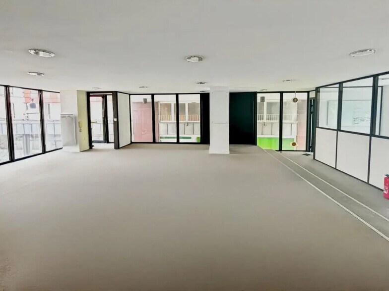 Bureau dans Paris à vendre - Photo de l’immeuble – Image 2 sur 9