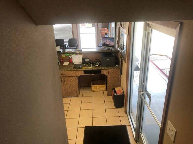 12250 S Gessner Dr, Houston, TX à vendre - Photo de l’immeuble – Image 3 sur 42