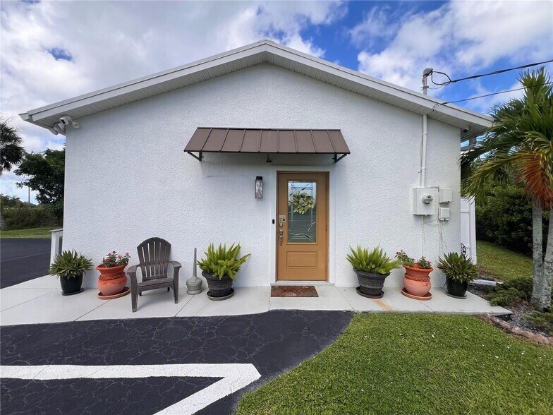 180 Rio Villa Rd, Punta Gorda, FL à vendre - Photo de l’immeuble – Image 3 sur 39