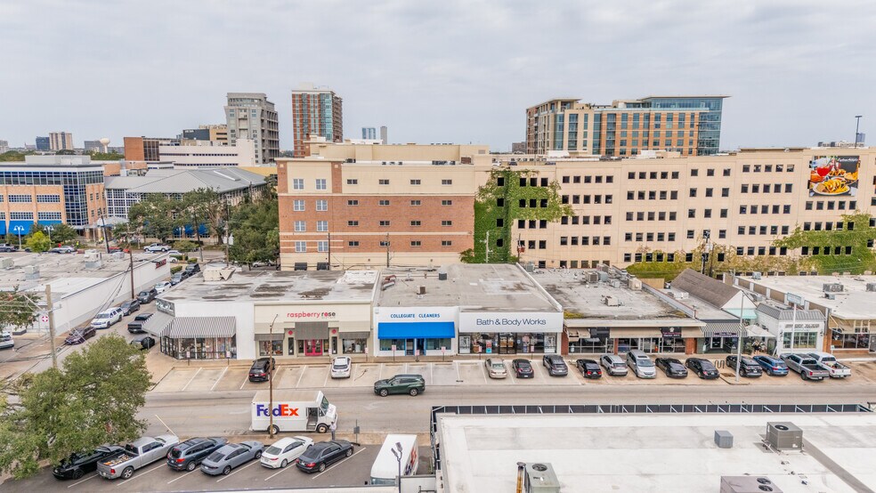 2428-2430 Rice Blvd, Houston, TX à louer - Photo de l’immeuble – Image 2 sur 6