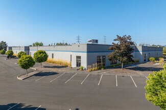 Plus de détails pour 1880 SW Merlo Dr, Beaverton, OR - Industriel/Logistique à louer
