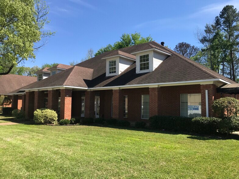 4295 Kinsey Dr, Tyler, TX à louer - Photo de l’immeuble – Image 1 sur 10