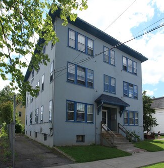 Plus de détails pour 86 Oak St, Binghamton, NY - Logement à vendre