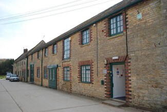 Plus de détails pour Akeman St, Kirtlington - Bureau à louer