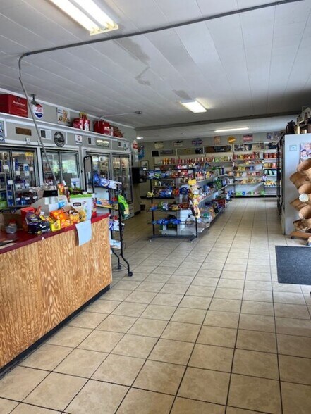 21915 AL Philpott Hwy, Spencer, VA à vendre - Photo de l’immeuble – Image 3 sur 7