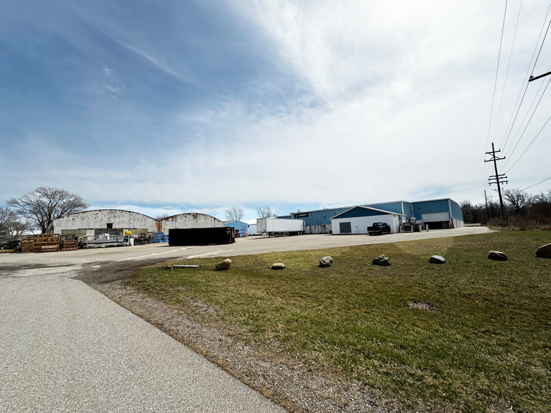 200 S 1st St, Chesaning, MI à vendre - Photo principale – Image 1 sur 1