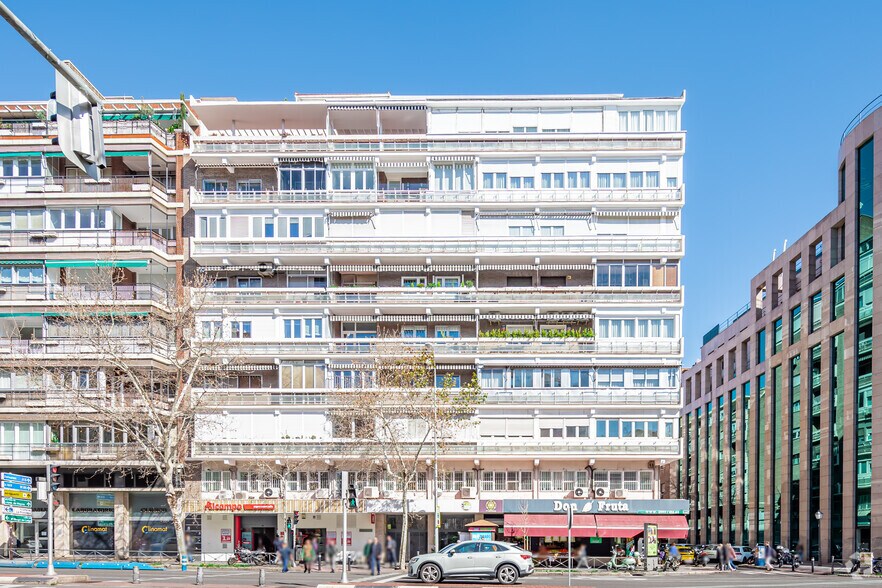Calle de Francisco Silvela, 44, Madrid, Madrid à vendre - Photo principale – Image 1 sur 2