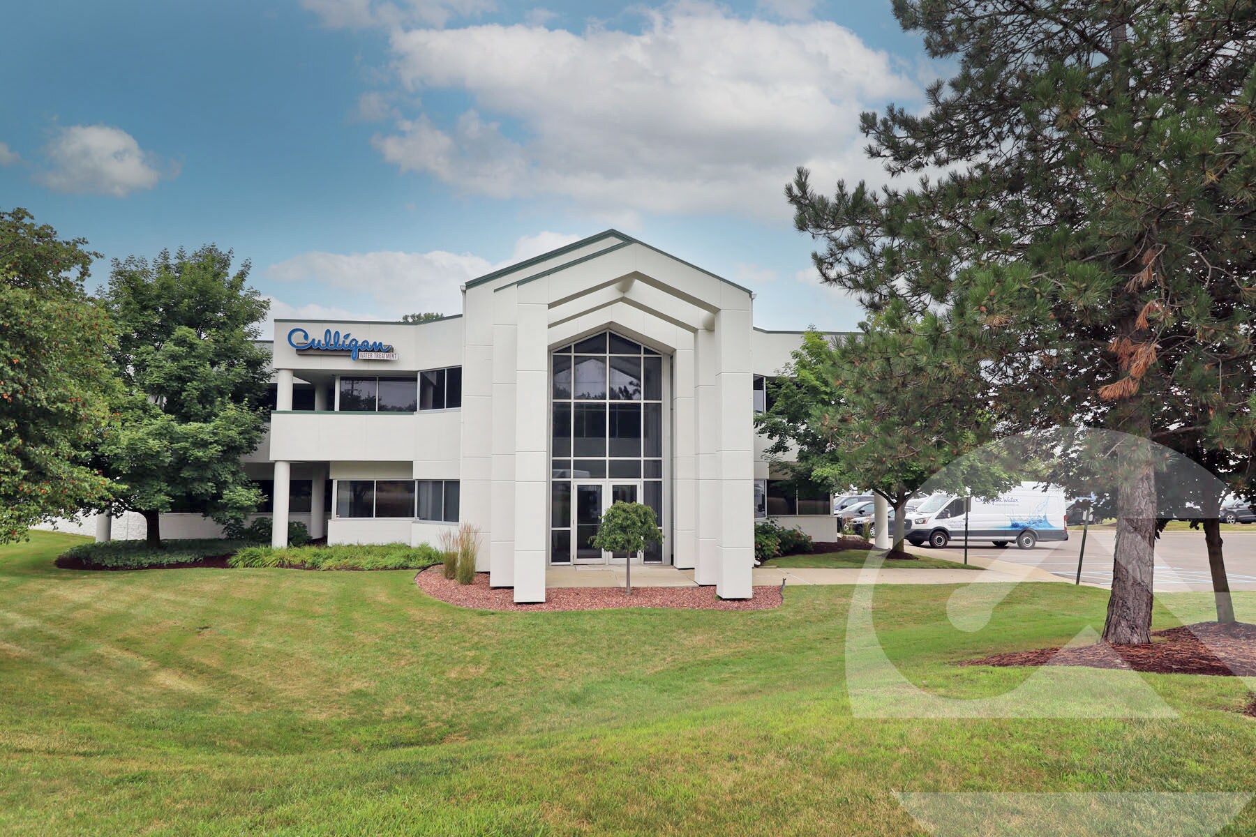 46902 Liberty Dr, Wixom, MI à louer Photo principale– Image 1 sur 2