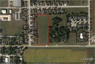 Plus de détails pour 320 E Taylor St, Grant Park, IL - Terrain à vendre