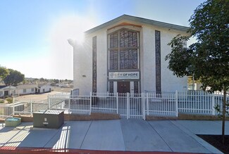 Plus de détails pour 4999 Holly Dr, San Diego, CA - Local d'activités à louer