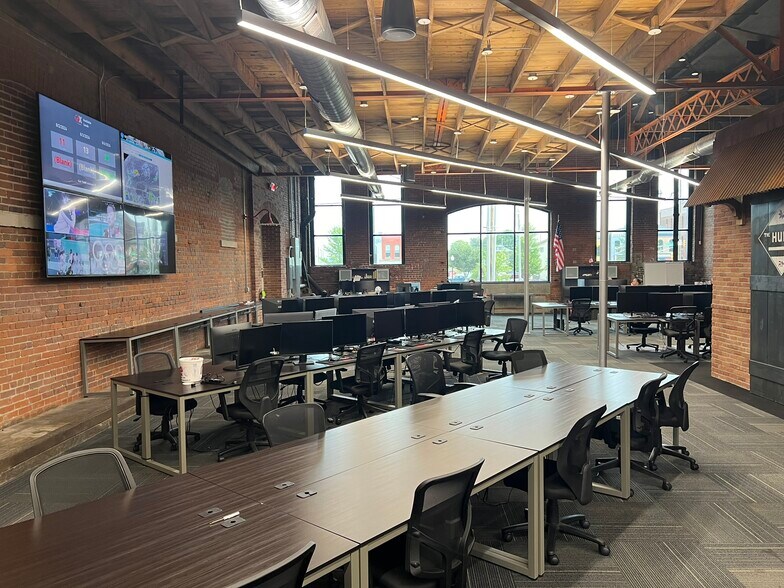 930 Daly St, Indianapolis, IN à louer - Photo de l’immeuble – Image 2 sur 9