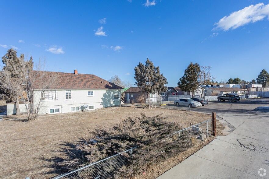2070 Chambers Rd, Aurora, CO à vendre - Photo de l’immeuble – Image 2 sur 39
