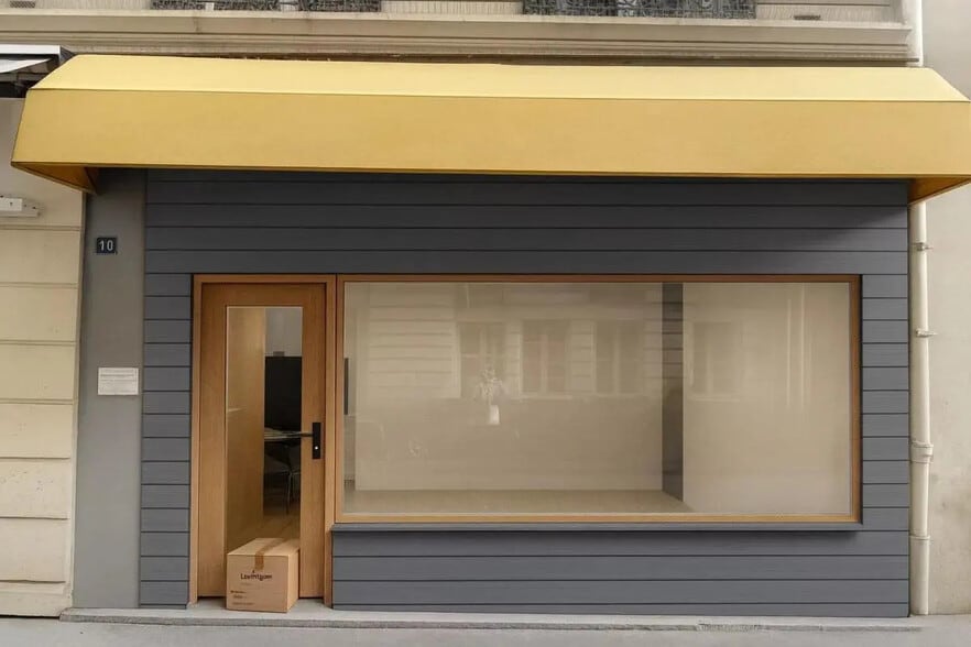 Local commercial dans Paris à louer - Photo de l’immeuble – Image 1 sur 7