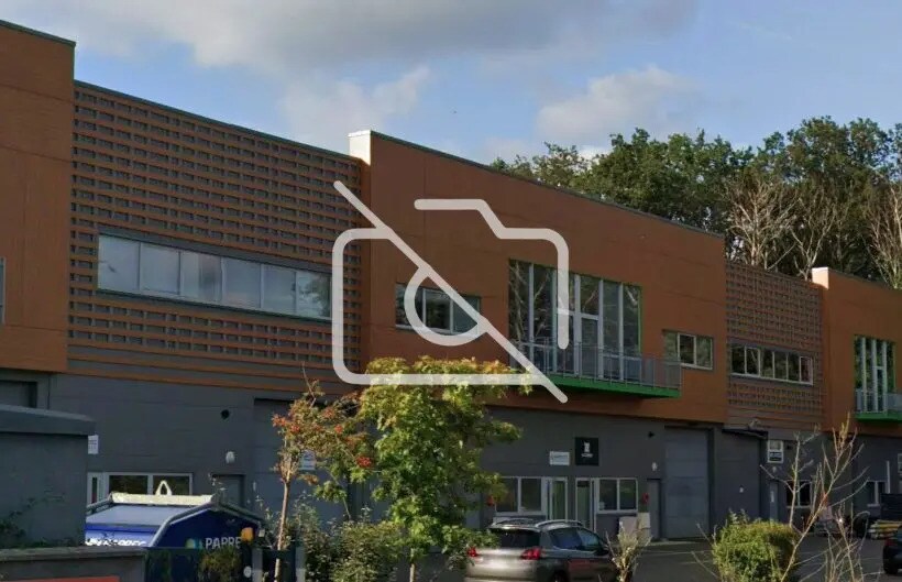 Industriel/Logistique dans Villebon-sur-Yvette à louer - Photo de l’immeuble – Image 1 sur 1