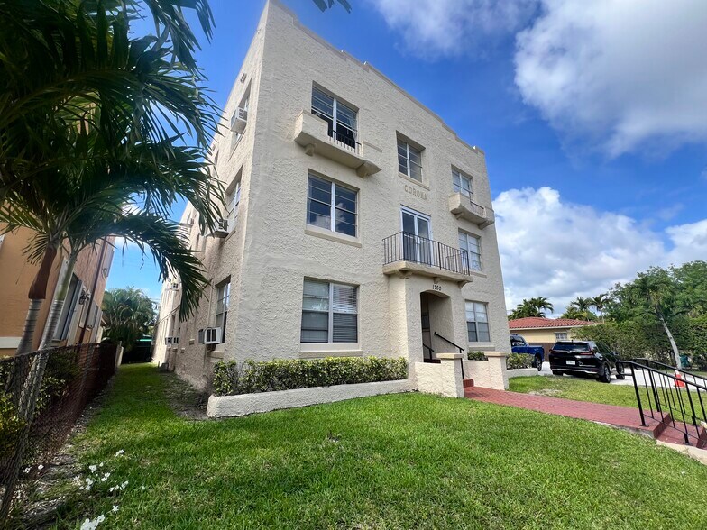 1760 SW 13th St, Miami, FL à vendre - Photo de l’immeuble – Image 2 sur 3