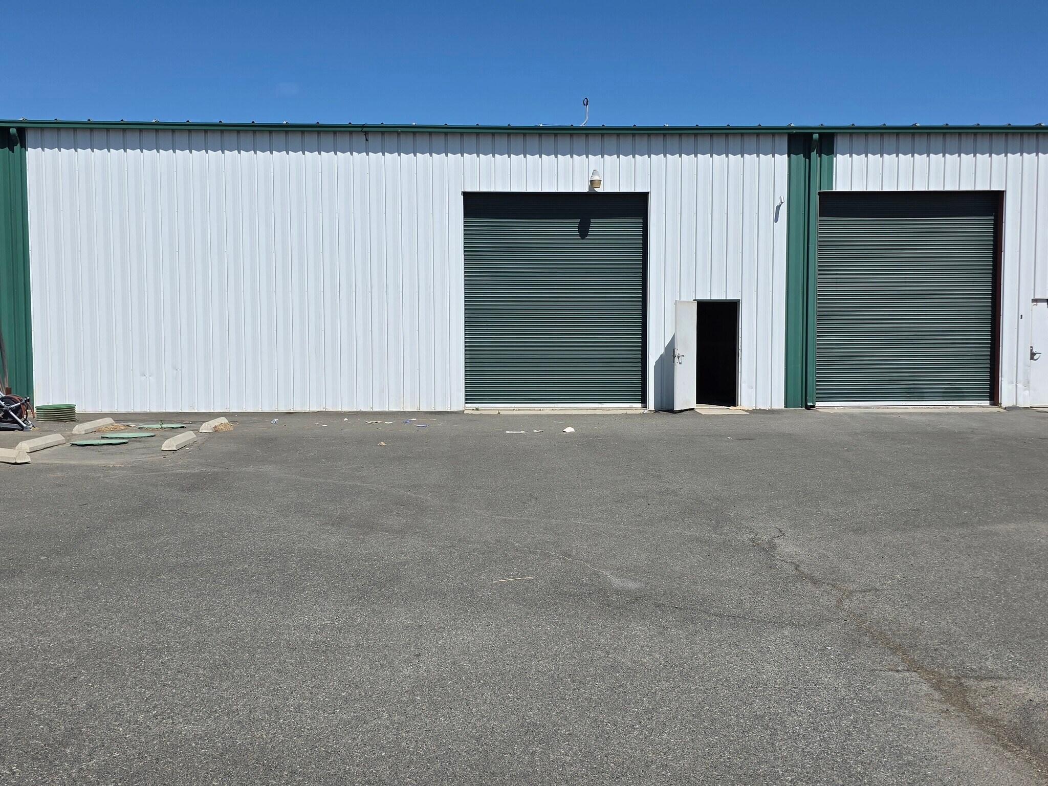 13290 Contractors Dr, Chico, CA à louer Photo intérieure– Image 1 sur 1