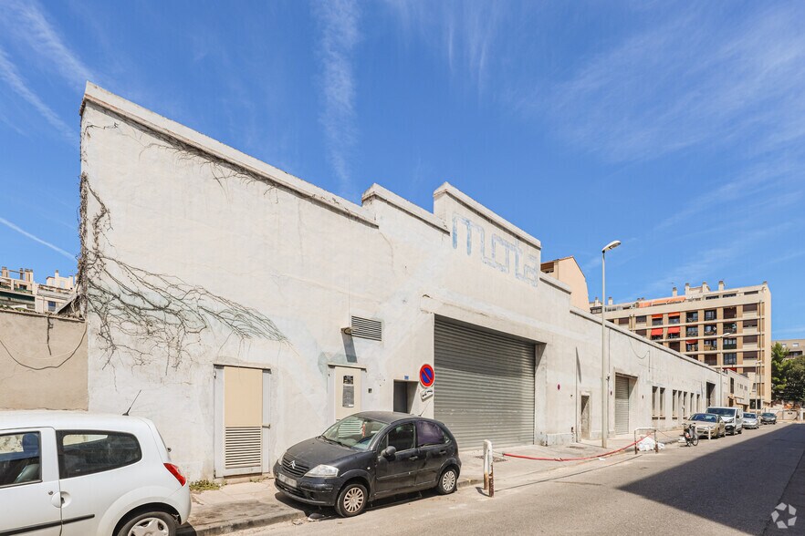 Local d’activités dans Marseille à louer - Photo de l’immeuble – Image 2 sur 2
