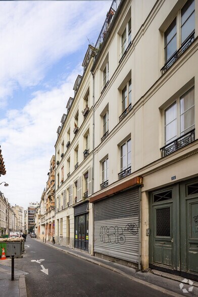 Bureaux/Local commercial dans Paris à louer - Photo de l’immeuble – Image 2 sur 8