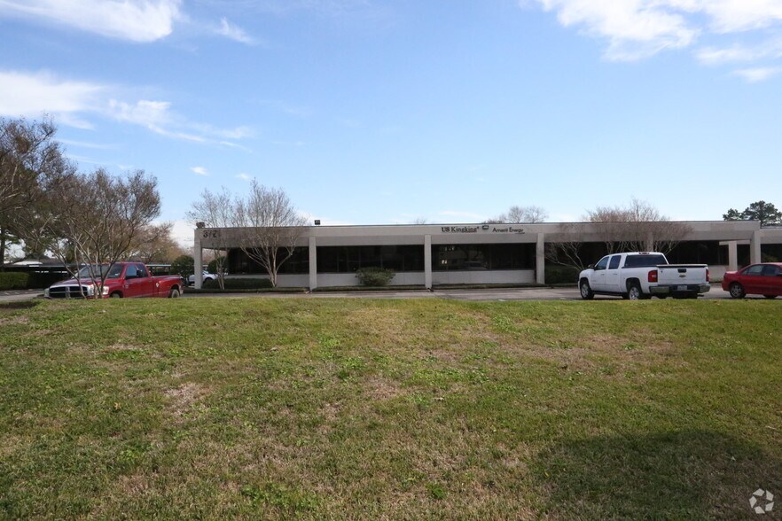 3731 Briarpark Dr, Houston, TX à louer - Photo principale – Image 2 sur 23