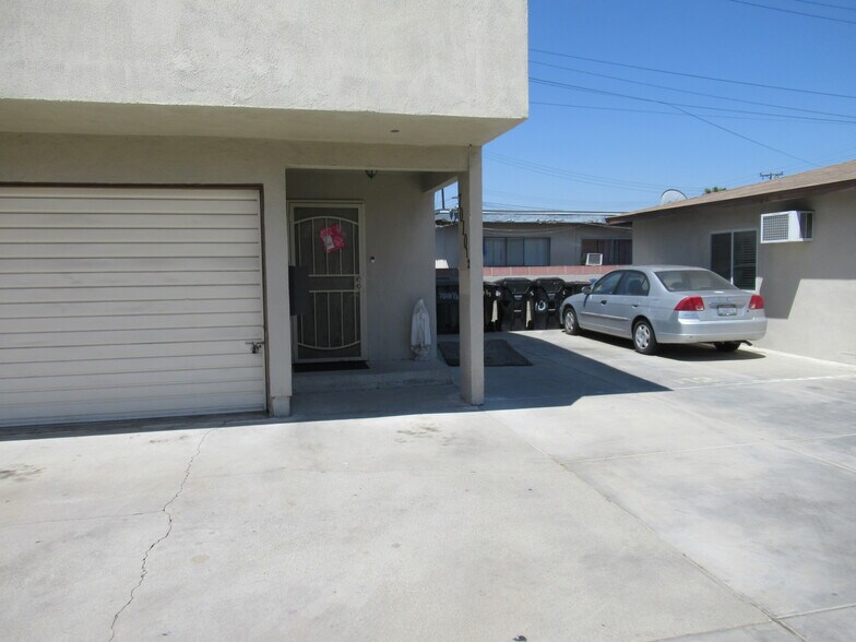 7010 Granger Ave, Bell Gardens, CA à vendre - Photo de l’immeuble – Image 3 sur 9